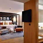 Centrum 4* رشيشوف