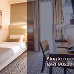 Centrum 4* رشيشوف
