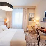 Hotell Centrum 4*