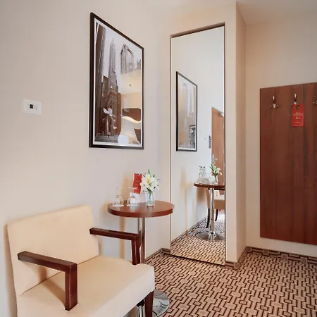 Centrum Hotel 4*