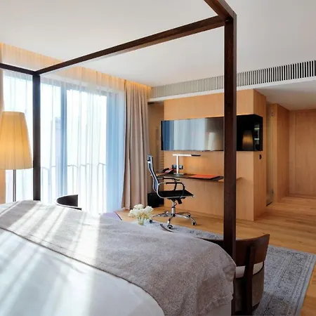 فندق Centrum 4*